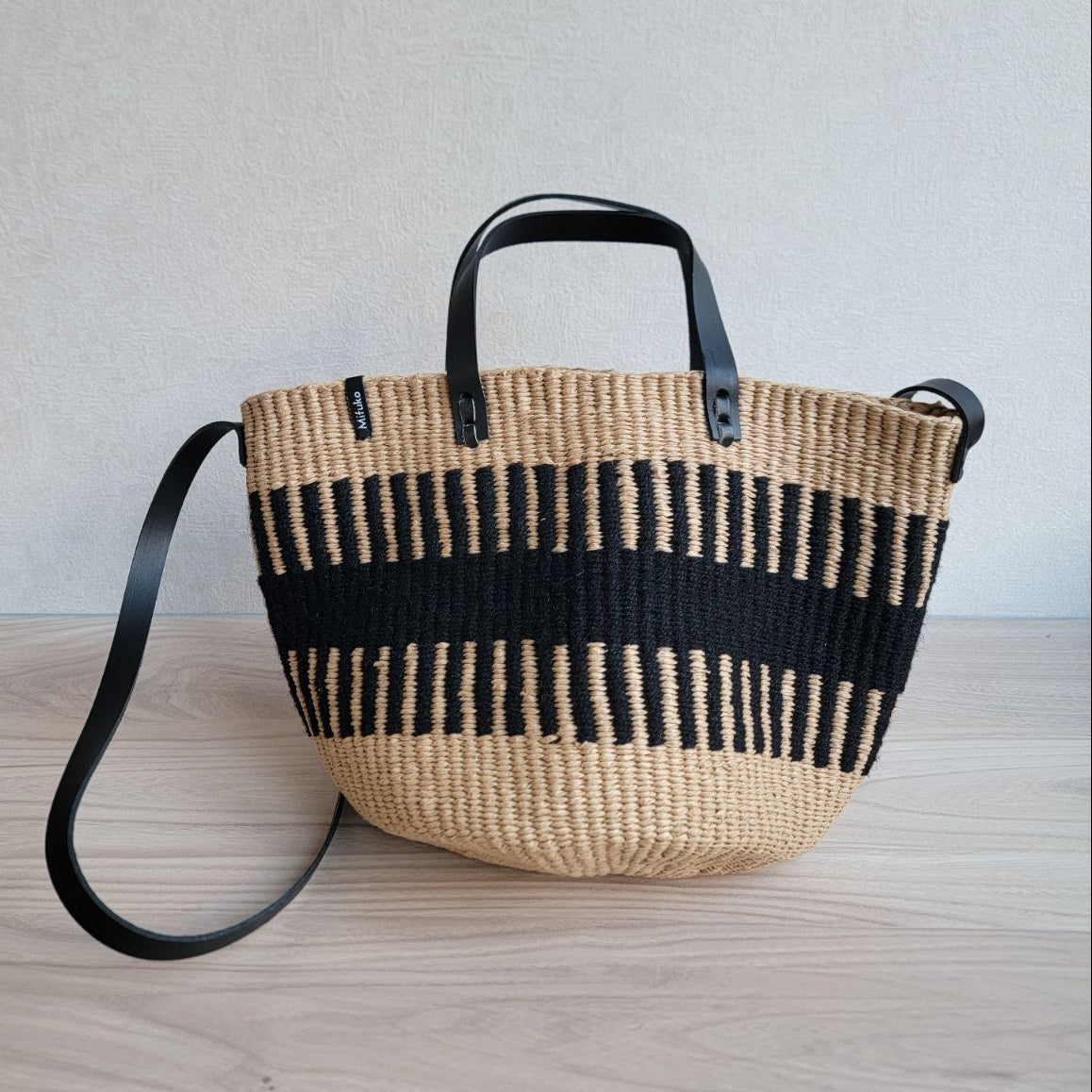 Pamba crossbody basket bag | Black rib weave S