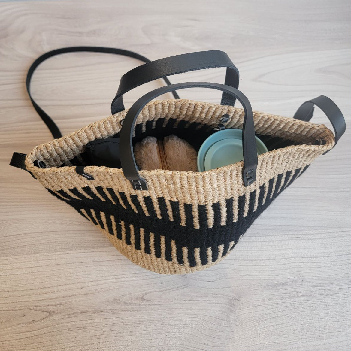 Pamba crossbody basket bag | Black rib weave S