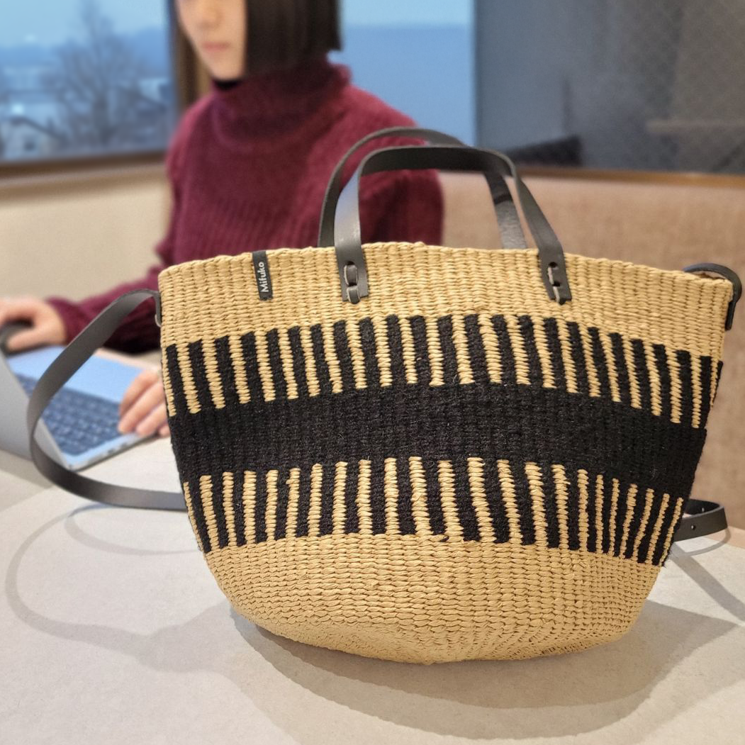 Pamba crossbody basket bag | Black rib weave S