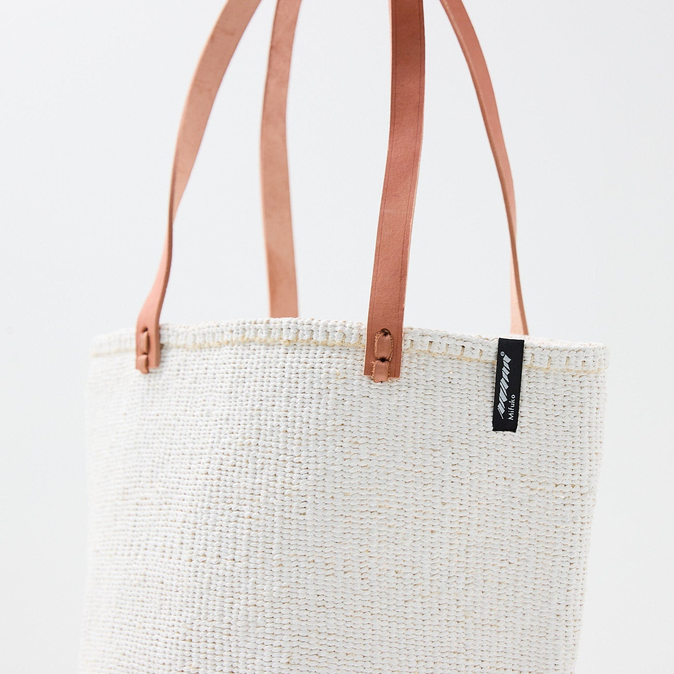 Kiondo shopper basket | White M