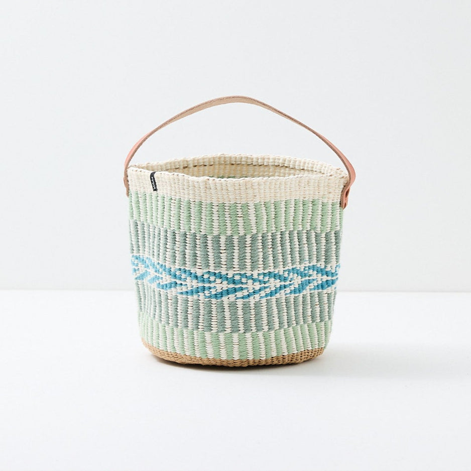 Pamba basket with handle | Light green pattern weave S