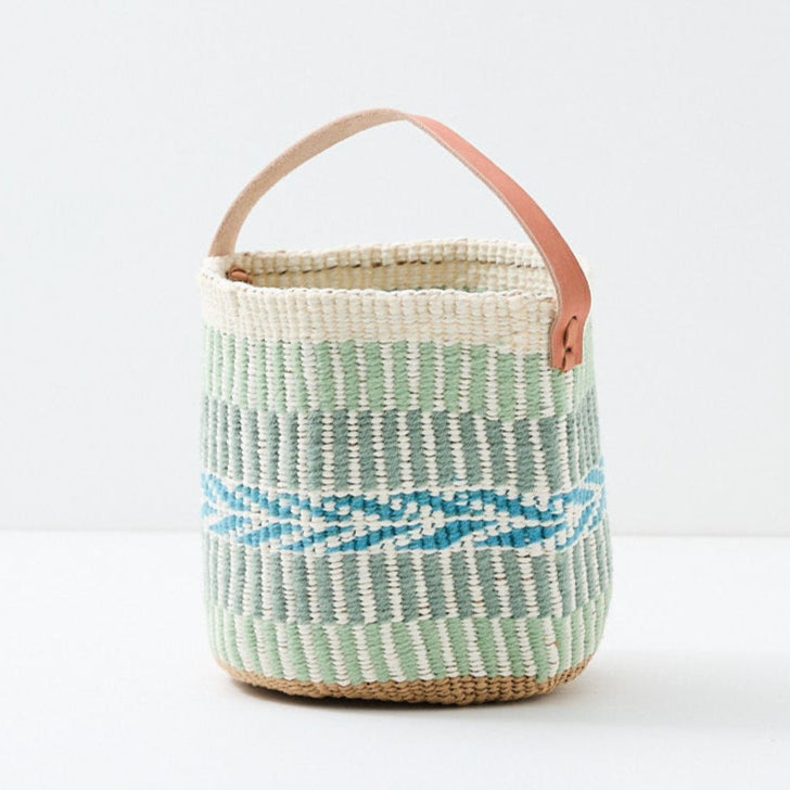 Pamba basket with handle | Light green pattern weave S