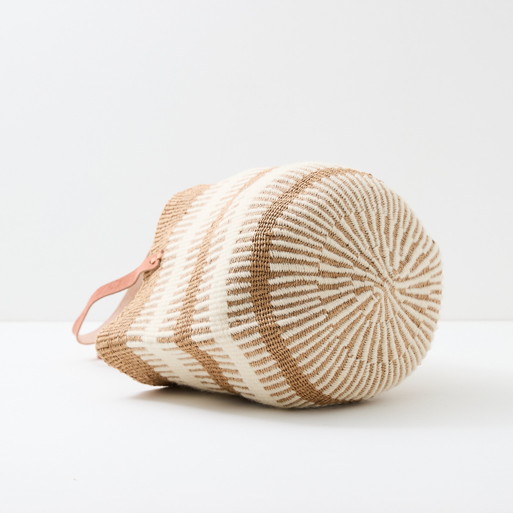 Pamba shopper basket | White rib weave M