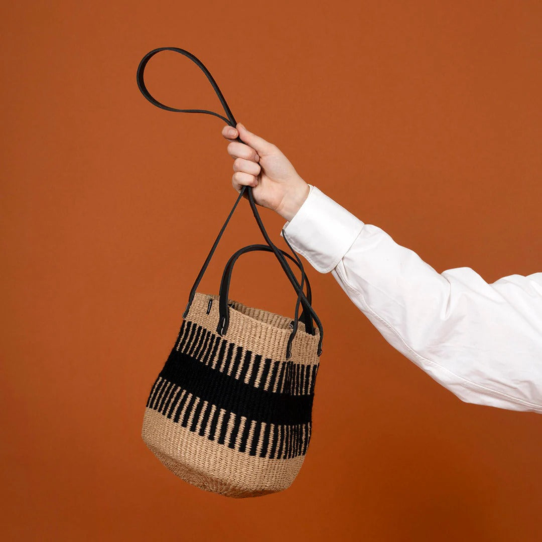 Pamba crossbody basket bag | Black rib weave S