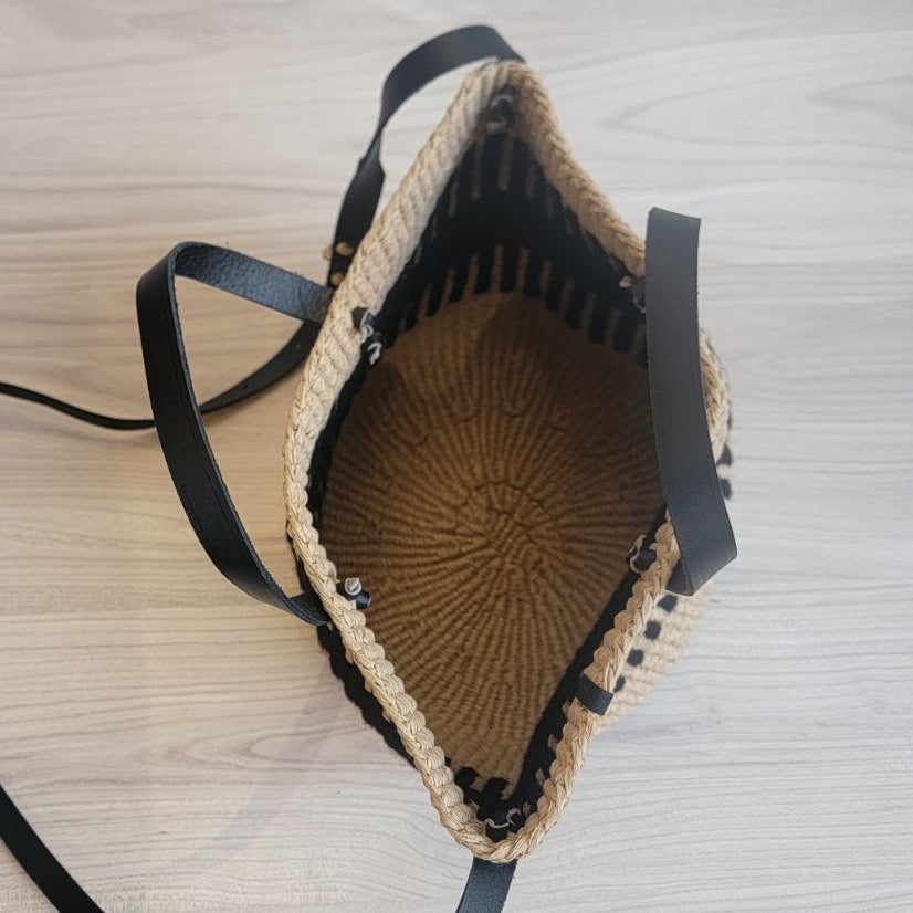 Pamba crossbody basket bag | Black rib weave S