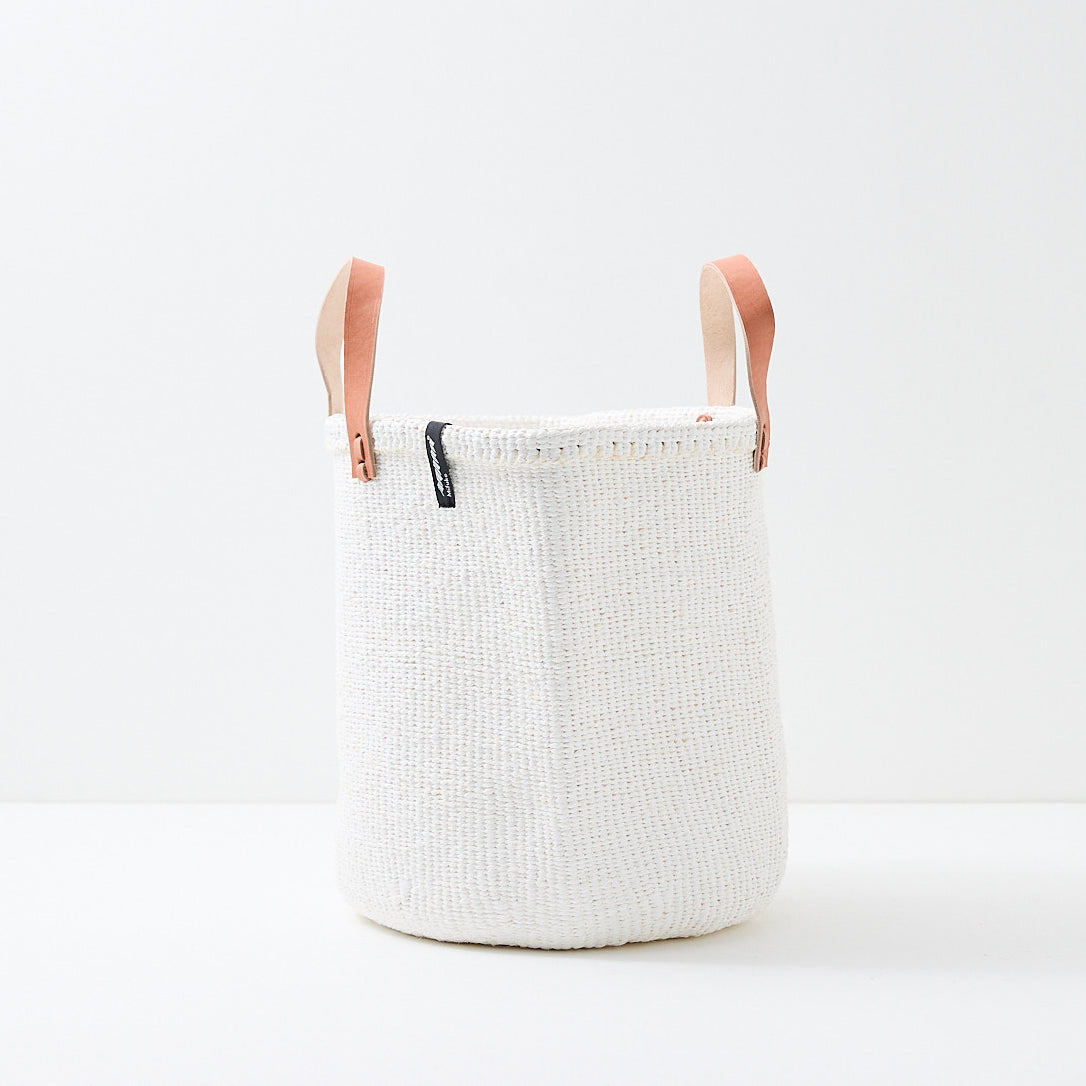 Kiondo market basket | White M