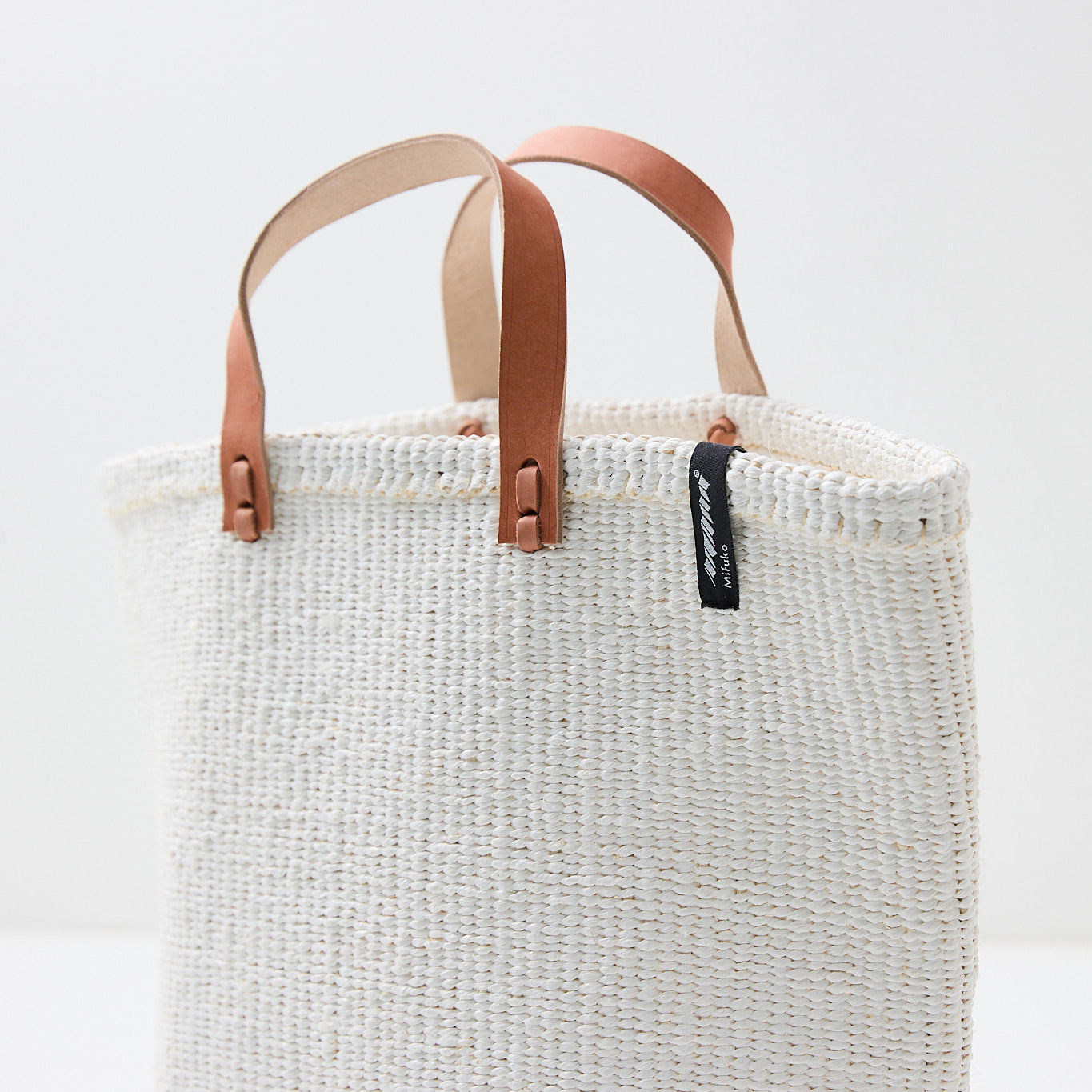 Kiondo market basket | White M
