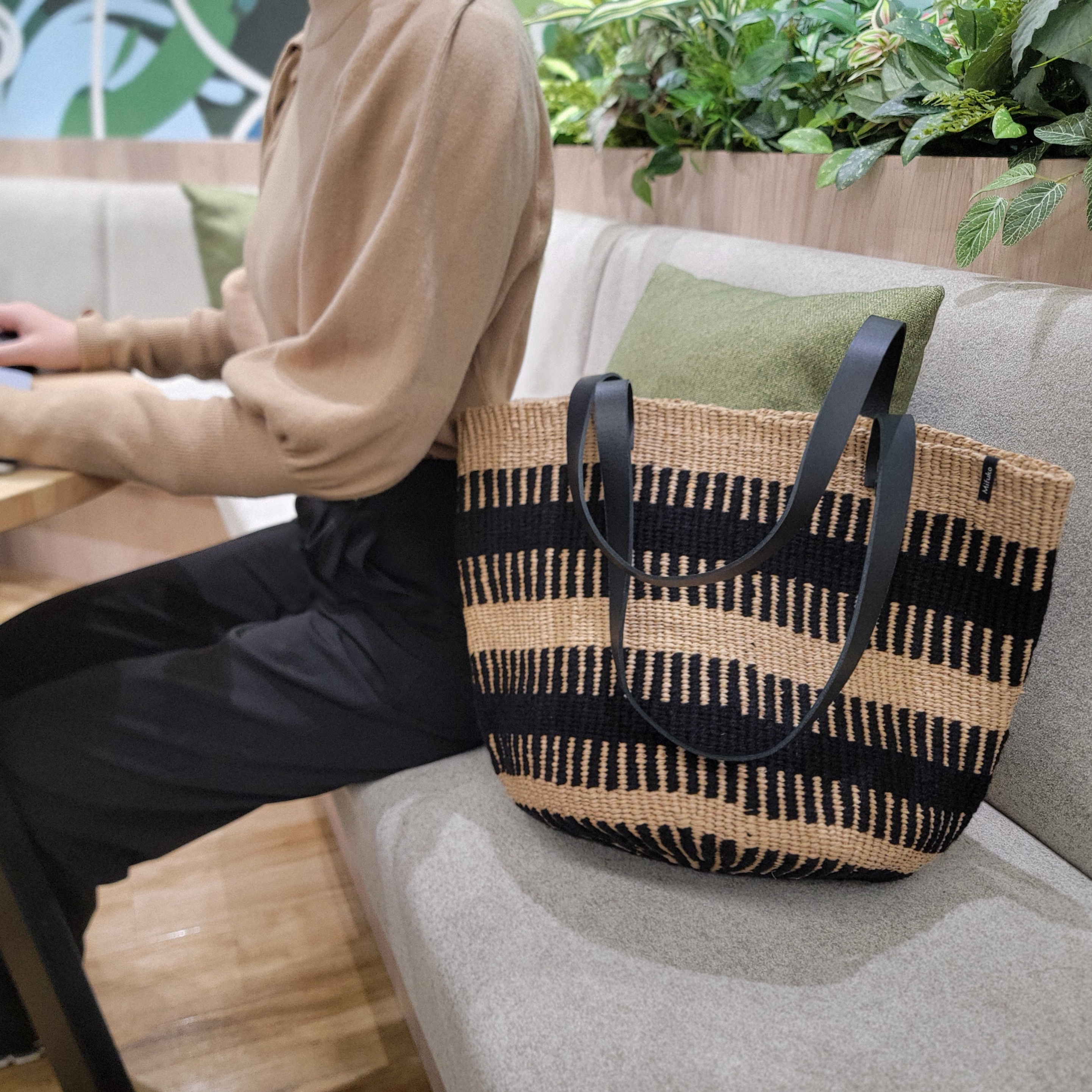 Pamba Shopper basket | Black rib weave M