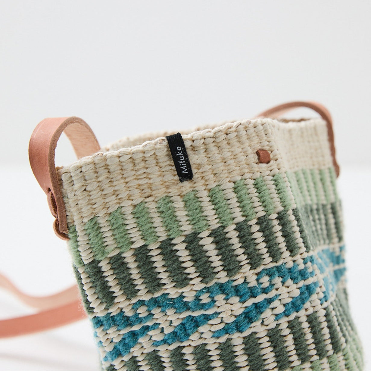 Pamba shopper basket | Light green pattern weave XS