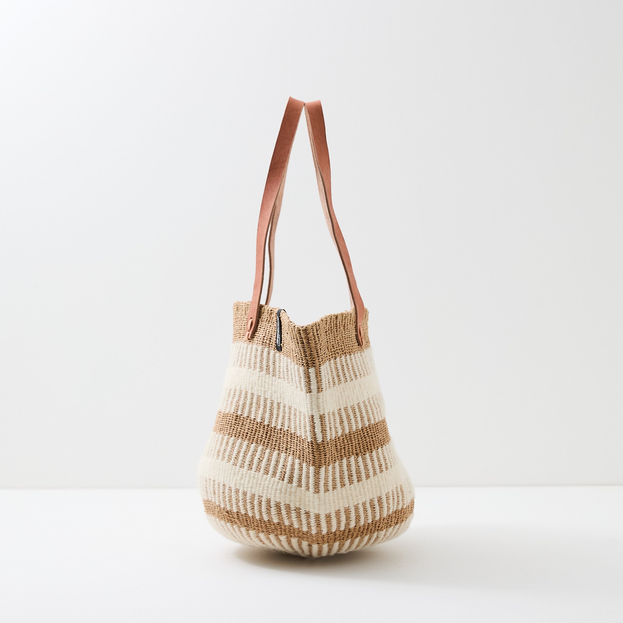 Pamba shopper basket | White rib weave M