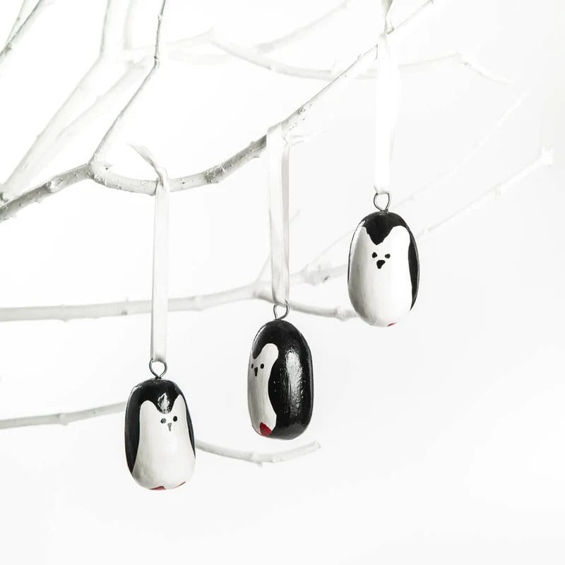 Wooden ornament | Penguin（ペンギン）